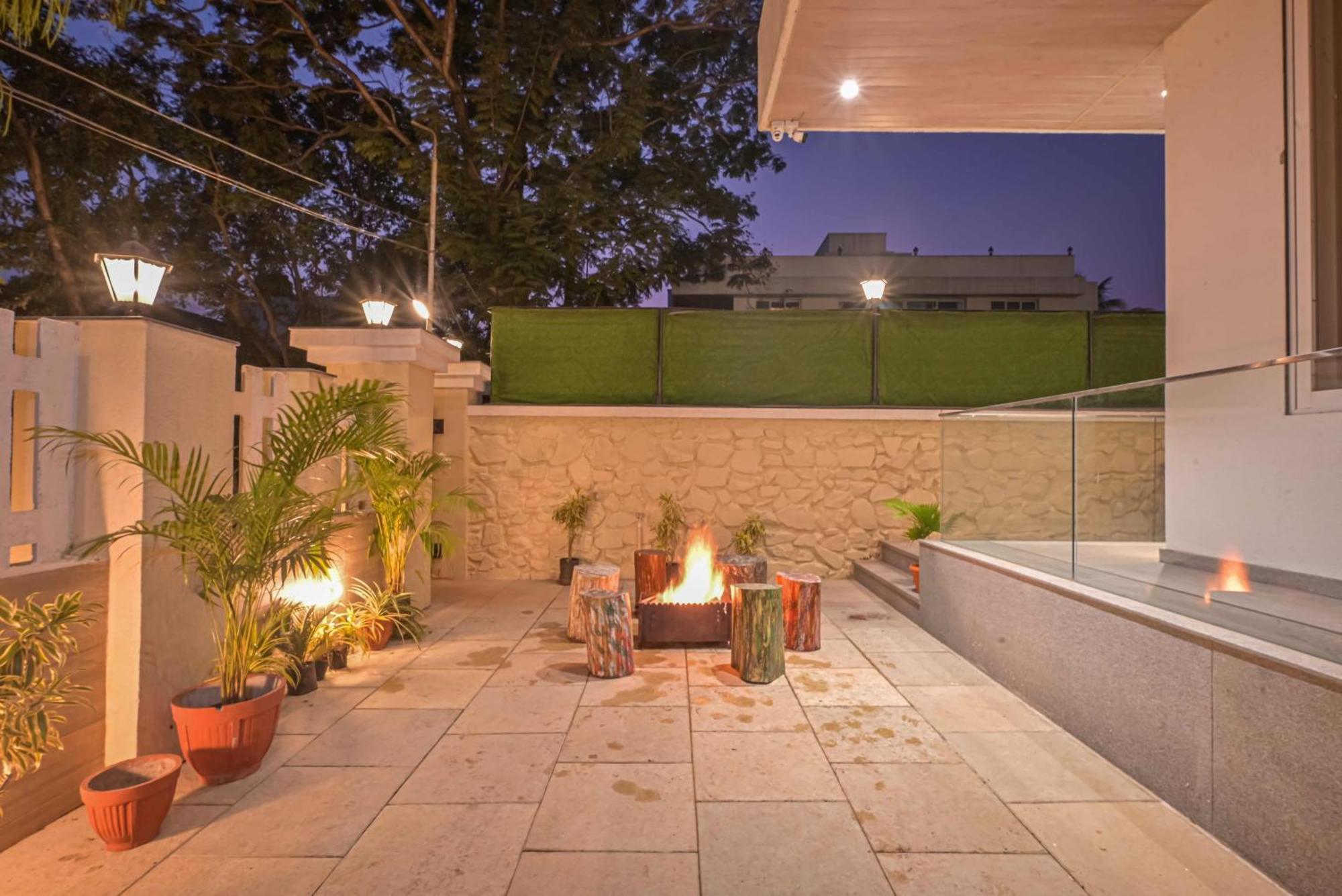 Elegant Villa By Tropicana Stays Lonavala Exterior foto